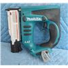 Image 1 : Makita XPT01Z Pin Nailer 23GA 1-3/8" Nail Length 18mm (11/16") New