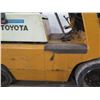 Image 24 : Toyota 7900-5 Propane Warehouse Forklift - 3764 Hours, Starts & Runs