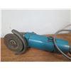 Image 2 : Makita 9501B Corded 100mm Disc Grinder, Lock Nut Wrenches, etc