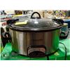 Image 1 : CROCK POT