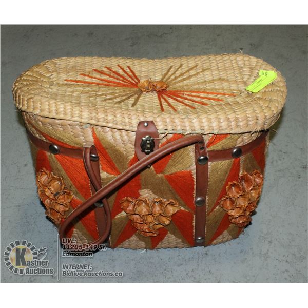 WOVEN BASKET