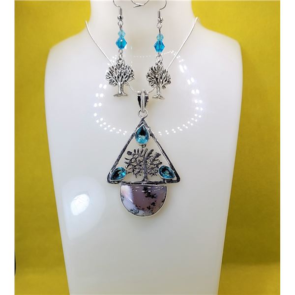 29)  TREE OF LIFE MOTIF UNIQUE SILVER