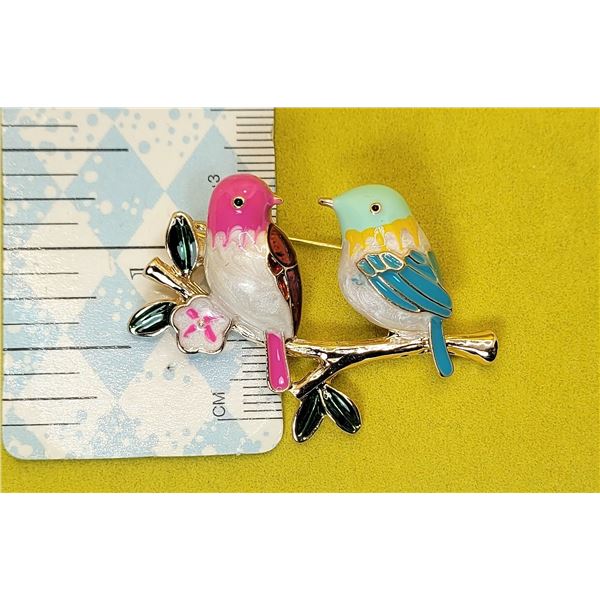 11)  GOLD TONE WITH ENAMEL LOVE BIRDS