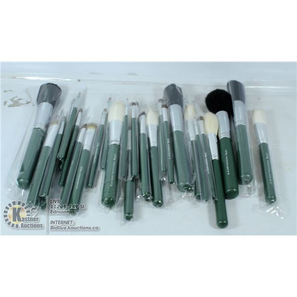 FLAT OF OFRA PROFESSIONAL MAKEUP BRUSHES.