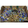 Image 1 : LARGE FLAT OF BANGLE FASHION BRACELETS.