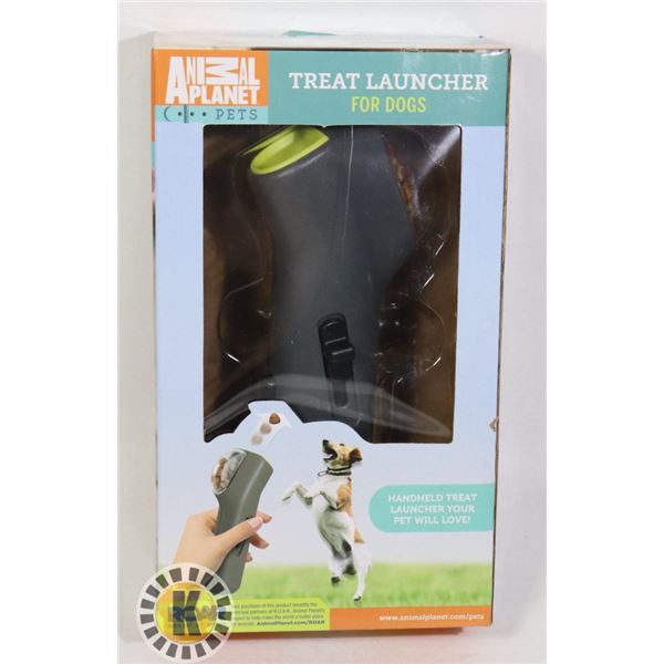 NEW ANIMAL PLANET TREAT LAUNCHER FOR DOGS