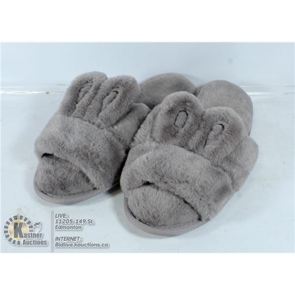 BERGMAN KELLY WOMEN'S SLIPPERS "THE BUNNY