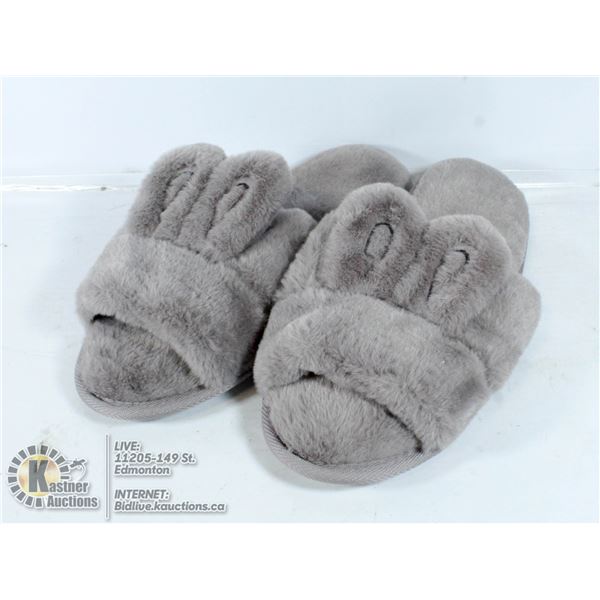 BERGMAN KELLY WOMEN'S SLIPPERS "THE BUNNY
