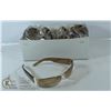 Image 1 : BOX OF WIDE FRAME ROSE GOLD SUNGLASSES.