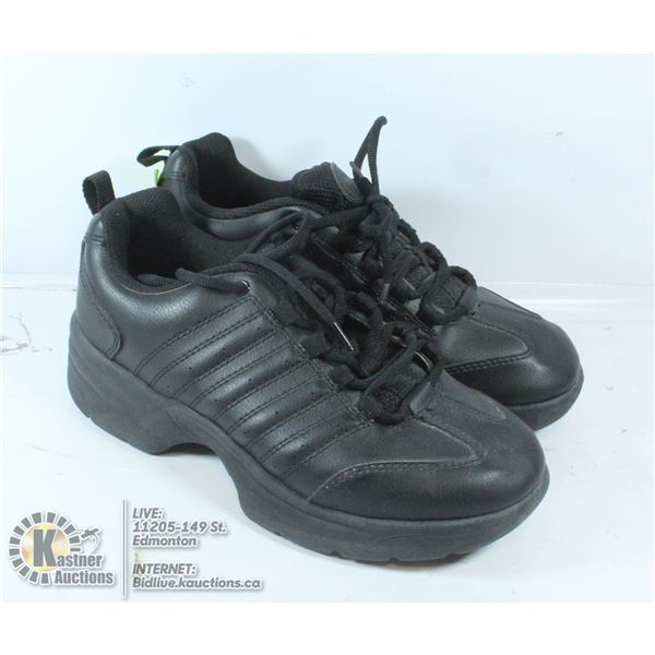 PAIR OF NEW SAFE STEP BLACK LADIES SHOES