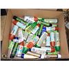 Image 1 : FLAT LOT OF SKIN CARE AND VARIOUS TRAVEL BOTTLES