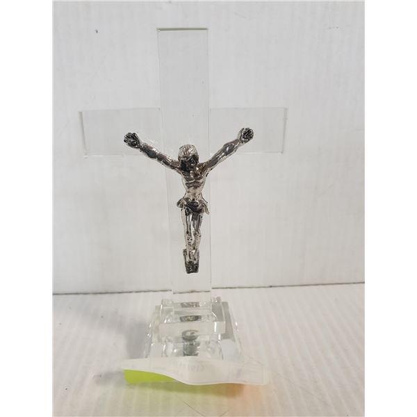 APPROX. 6" CRYSTAL CRUCIFIX