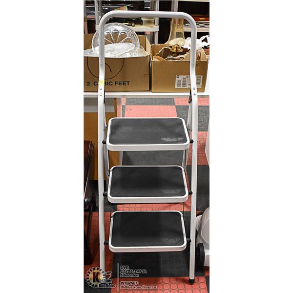 “LITE” BRAND THREE STEP STOOL.