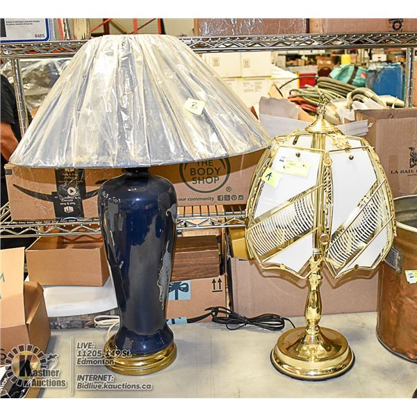 LOT OF 2 LAMPS