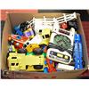 Image 1 : VINTAGE TOYS- ASSORTED BOX LOT