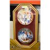 Image 1 : SET OF TWO FRAMED COLLECTIBLE PLATES BY SANDRA
