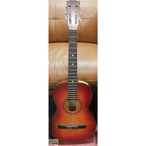 WOODEN ACOUSTIC GUITAR