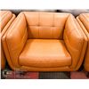Image 2 : GENUINE LEATHER DOWN FILLED SOFA W/ CHAIR