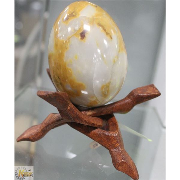 DECORATIVE ALIBASTER EGG ON STAND