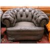 Image 3 : DELUXE GENUINE LEATHER NAILHEAD SOFA W/LOVESEAT &