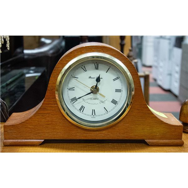 VINTAGE STYLE DANIEL DAKOTA MANTLE CLOCK WITH
