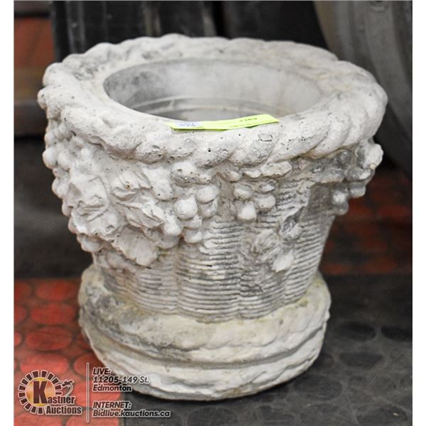 CONCRETE PLANTER, 8" LONG