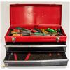 Image 1 : RED METAL 2 DRAWER TOOL BOX  WITH TOOLS