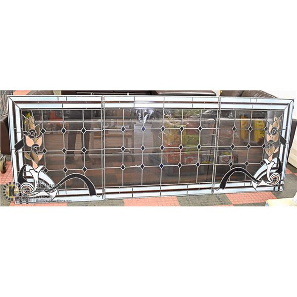 THREE SECTIONS OF STAINED GLASSES WITH FLORAL SIDE