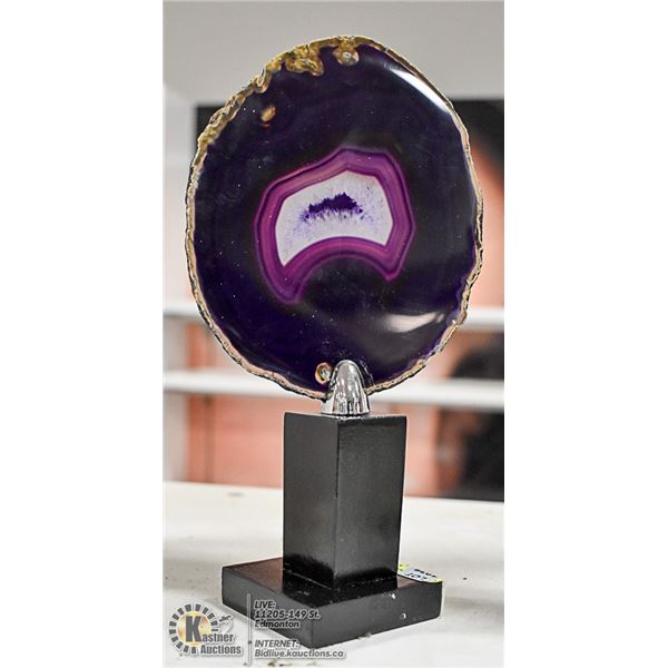 6" PURPLE AGATE ON STAND