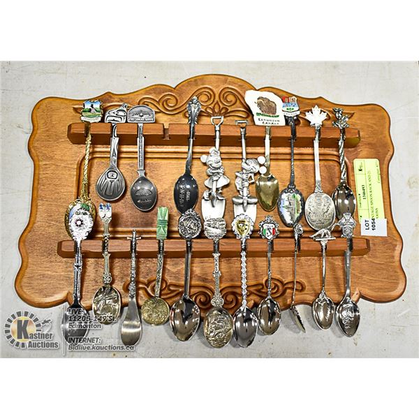 VINTAGE SPOON RACK AND 21 SPOONS