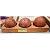 Image 1 : 3 DECORATIVE CERAMIC SPHERES WITH A TEAK HOLDER