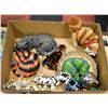 Image 1 : BOX OF CATS INCL FIFTH AVE CRYSTAL CAT