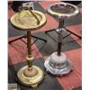 Image 1 : 2 VINTAGE STANDING ASHTRAYS