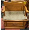 Image 1 : HALL BENCH WITH CUSHION.