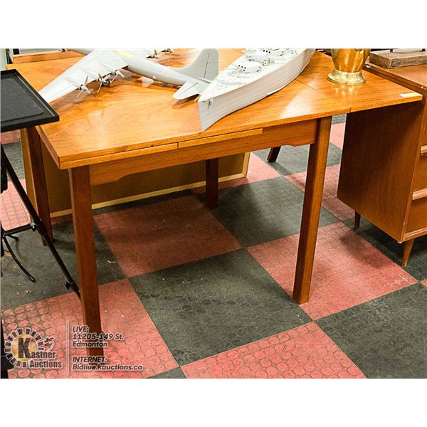 TEAK WOOD KIDS TABLE