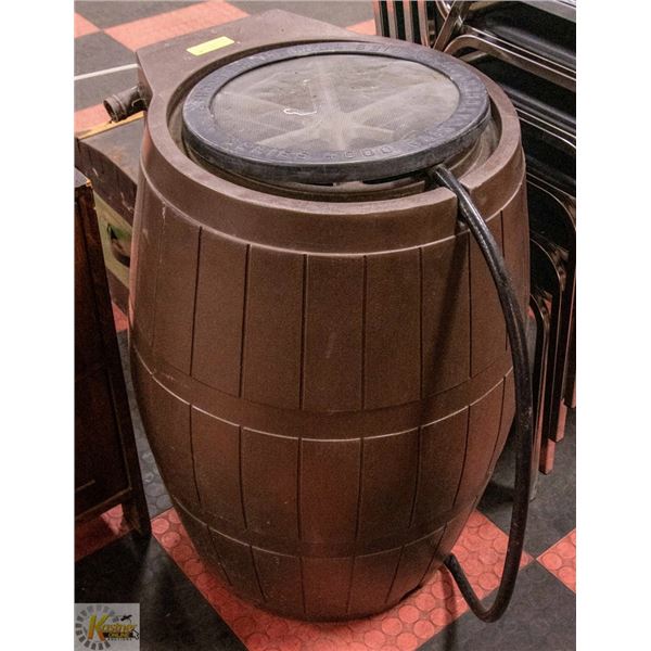 RAIN BARRAL WITH SPOUT