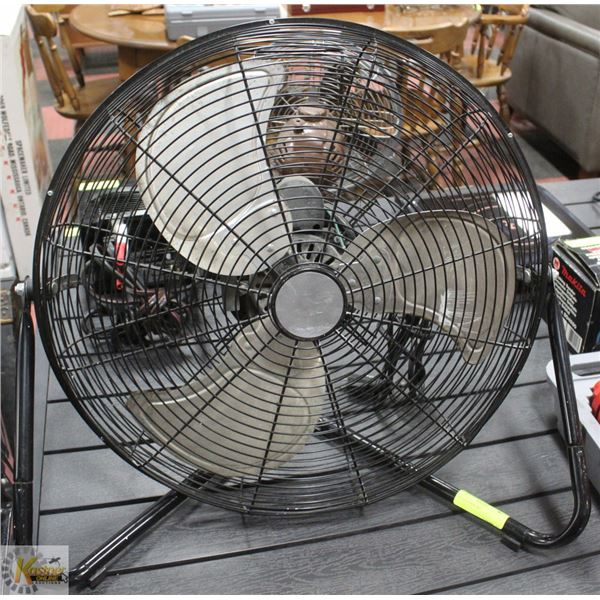 METAL FLOOR FAN