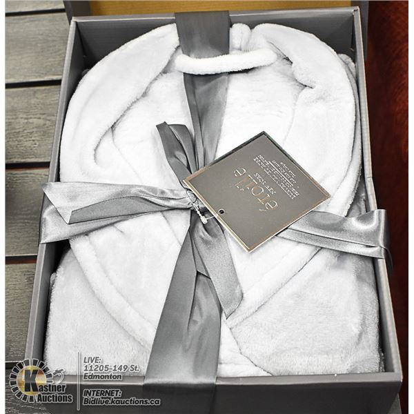 ETOILE NEW YORK VELVET BATH ROBE