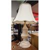Image 3 : PAIR OF CREAM COLOURED VINTAGE LAMPS