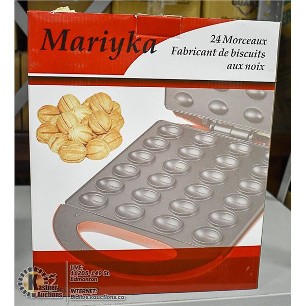 NEW 24 PIECES WALNUT COOKIE MAKER