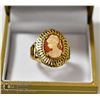 Image 1 : 10KT GOLD ANTIQUE CAMEO RING, SIZE 8