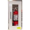 Image 1 : FIRE EXTINGUISER IN WALL MOUNTING METAL CASE