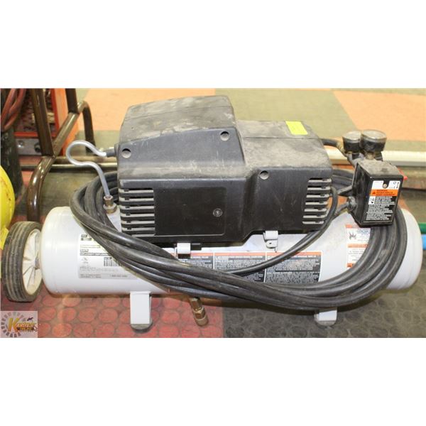 DELTA  AIR COMPRESSOR 125PSI 2HP 3 GALLON