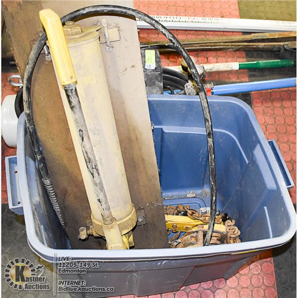 TOTE WITH CHAIN PULLER & HYDRAULIC PUMP