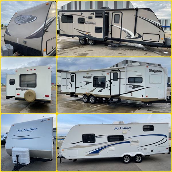 FEATURED HOLIDAY TRAILERS