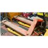 Image 1 : 5500LB PALLET JACK