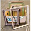 Image 1 : BOX OF PICTURE FRAMES