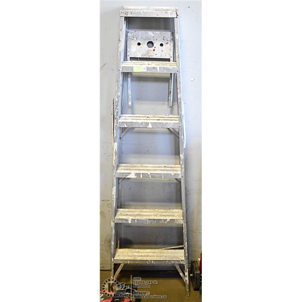 6FT ALUMINUM STEP LADDER WITH TOOL TRAY