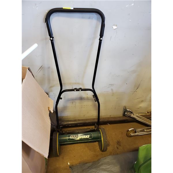 YARDWORKS PUSH MOWER