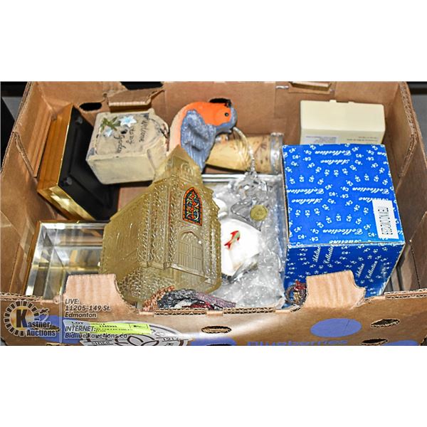 DECORATIVE COLLECTIBLES- ASSORTED LOT